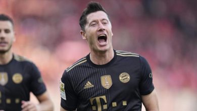 Lewandowski’nin repertuarında her şey var!